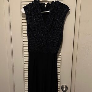 Elegant Black Sleeveless Dress